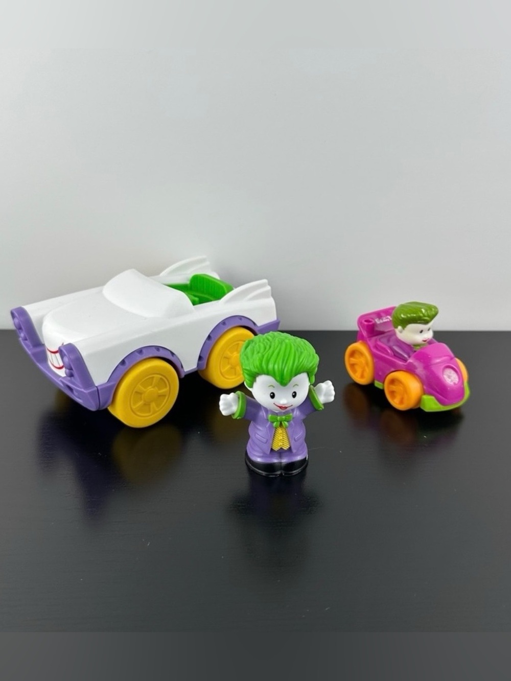 Fisher Price Little People Joker Figurine Wheelies Jokermobile Super Friends DC